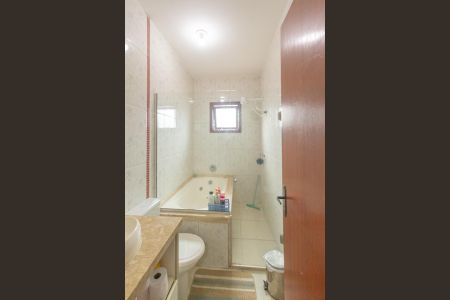 Casa à venda com 2 quartos, 260m² em Igará, Canoas