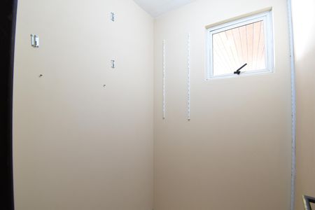 Casa para alugar com 330m², 4 quartos e 8 vagasDespensa