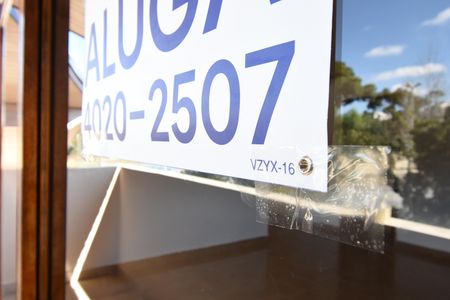 Casa para alugar com 330m², 4 quartos e 8 vagasCódigo VZYX-16