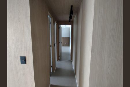 Apartamento para alugar com 73m², 2 quartos e 2 vagas Apartamento para alugar com 73m², 2 quartos e 2 vagasCorredor