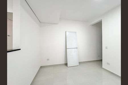 Sala de casa de condomínio para alugar com 1 quarto, 60m² em Jardim Mangalot, São Paulo