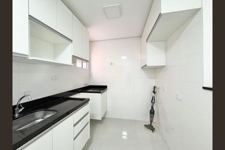 Casa de condomínio para alugar com 60m², 1 quarto e sem vagaCozinha e Área de Serviço