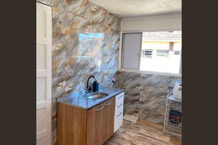 Cozinha de apartamento para alugar com 1 quarto, 42m² em Brás de Pina, Rio de Janeiro
