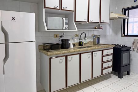Cozinha e Área de Serviço de apartamento para alugar com 1 quarto, 70m² em Aparecida, Santos