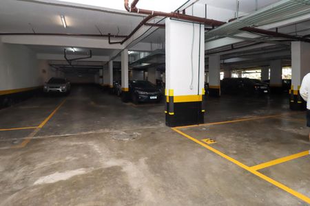 Garagem  de apartamento à venda com 3 quartos, 78m² em Jardim Lar Sao Paulo, São Paulo
