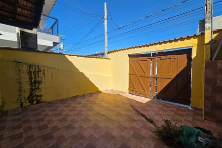 Casa para alugar com 78m², 2 quartos e 2 vagas Casa para alugar com 78m², 2 quartos e 2 vagasÁrea externa
