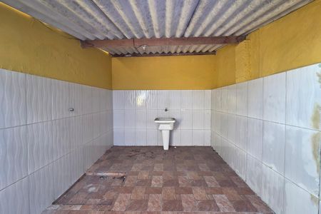 Área de serviço de casa para alugar com 2 quartos, 78m² em Maracanã, Praia Grande
