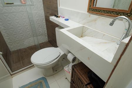 Casa à venda com 250m², 3 quartos e 4 vagas Casa à venda com 250m², 3 quartos e 4 vagasBanheiro da Suíte