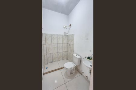 Banheiro de apartamento para alugar com 1 quarto, 70m² em Ramos, Rio de Janeiro