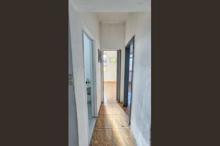 Corredor de apartamento para alugar com 1 quarto, 70m² em Ramos, Rio de Janeiro