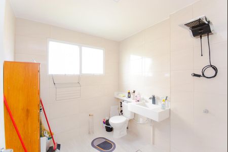 Banheiro de apartamento para alugar com 1 quarto, 42m² em Jardim Iv Centenario, Guarulhos