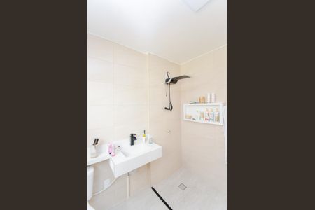 Banheiro de apartamento para alugar com 1 quarto, 42m² em Jardim Iv Centenario, Guarulhos