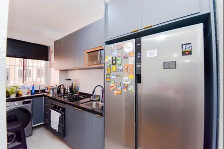 Cozinha de apartamento para alugar com 1 quarto, 42m² em Jardim Iv Centenario, Guarulhos