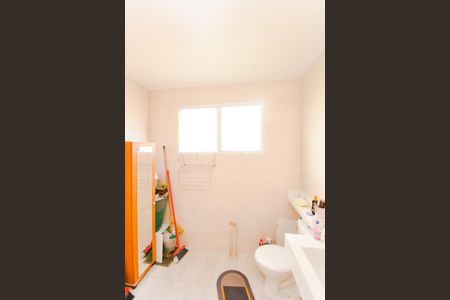 Banheiro de apartamento para alugar com 1 quarto, 42m² em Jardim Iv Centenario, Guarulhos