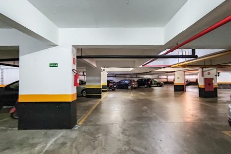 Apartamento à venda com 30m², 1 quarto e 1 vaga Apartamento à venda com 30m², 1 quarto e 1 vagaEstacionamento