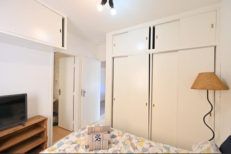 Apartamento à venda com 30m², 1 quarto e 1 vagaQuarto
