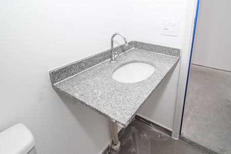 Apartamento à venda com 70m², 3 quartos e 1 vaga Apartamento à venda com 70m², 3 quartos e 1 vagaBanheiro