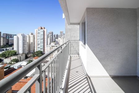 Apartamento à venda com 70m², 3 quartos e 1 vaga Apartamento à venda com 70m², 3 quartos e 1 vagaVaranda