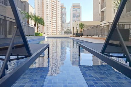 Apartamento à venda com 70m², 3 quartos e 1 vaga Apartamento à venda com 70m², 3 quartos e 1 vagaPiscina