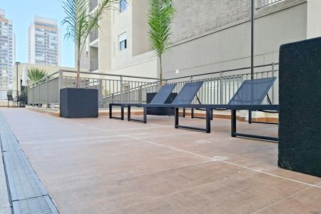 Apartamento à venda com 70m², 3 quartos e 1 vaga Apartamento à venda com 70m², 3 quartos e 1 vagaPiscina