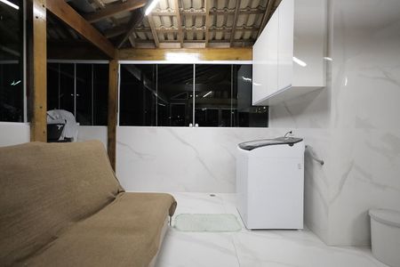 Área de Serviço de apartamento para alugar com 2 quartos, 96m² em Vila Cecilia Maria, Santo André