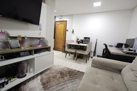 Sala de apartamento para alugar com 2 quartos, 96m² em Vila Cecilia Maria, Santo André