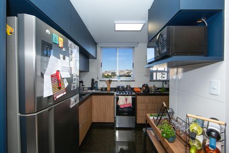 Apartamento à venda com 52m², 2 quartos e 1 vagaCOZINHA