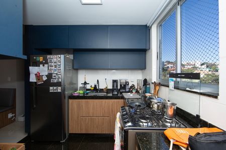 Apartamento à venda com 52m², 2 quartos e 1 vagaCOZINHA