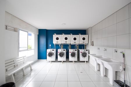 Casa de condomínio para alugar com 44m², 2 quartos e 1 vaga Casa de condomínio para alugar com 44m², 2 quartos e 1 vagaLavanderia