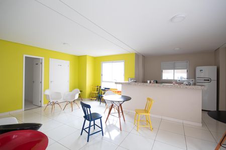 Casa de condomínio para alugar com 44m², 2 quartos e 1 vaga Casa de condomínio para alugar com 44m², 2 quartos e 1 vagaÁrea comum - Salão de festas