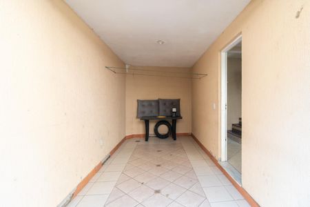 Garagem de casa de condomínio para alugar com 3 quartos, 100m² em Guarujá, Porto Alegre