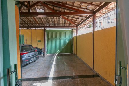 Casa para alugar com 4 quartos, 300m² em Jaqueline, Belo Horizonte