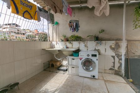 Casa à venda com 300m², 4 quartos e 2 vagas