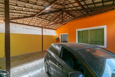 Casa à venda com 300m², 4 quartos e 2 vagas
