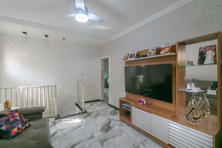 Casa para alugar com 4 quartos, 300m² em Jaqueline, Belo Horizonte