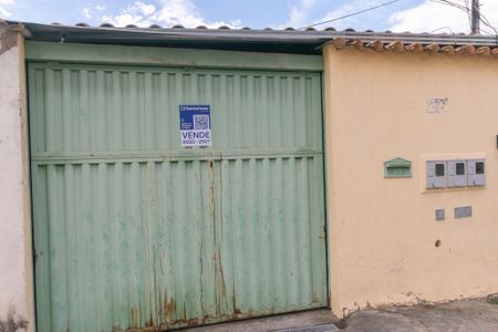 Casa à venda com 300m², 4 quartos e 2 vagas
