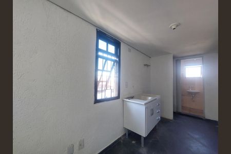 Cozinha de casa para alugar com 1 quarto, 30m² em Praça Joaniza, São Paulo
