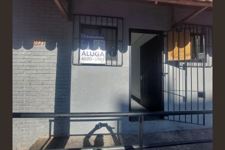 Placa QuintoAndar Instalada  de casa para alugar com 1 quarto, 30m² em Praça Joaniza, São Paulo