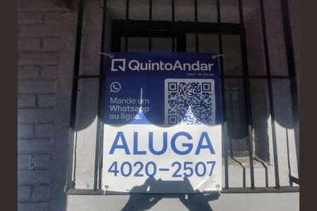 Placa QuintoAndar Instalada  de casa para alugar com 1 quarto, 30m² em Praça Joaniza, São Paulo