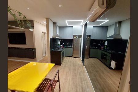 Apartamento à venda com 62m², 2 quartos e 1 vagaSala