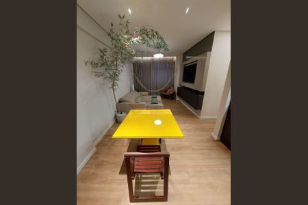 Apartamento à venda com 62m², 2 quartos e 1 vagaSala