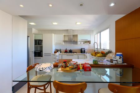 Cozinha de apartamento para alugar com 4 quartos, 370m² em Vila Andrade, São Paulo