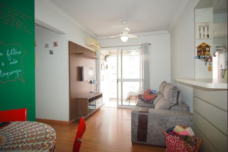 Sala de apartamento à venda com 2 quartos, 64m² em Sarandi, Porto Alegre