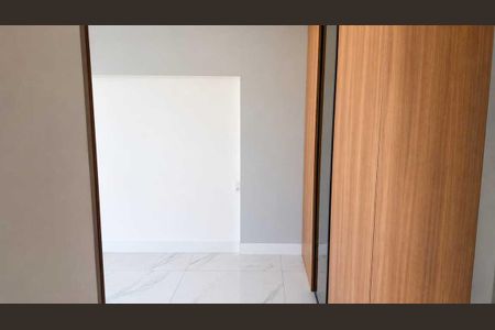 Apartamento para alugar com 152m², 4 quartos e 2 vagasQuarto