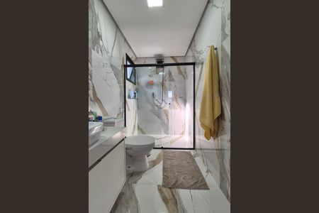 Casa de condomínio à venda com 350m², 4 quartos e 6 vagasBanheiro da Suíte 3