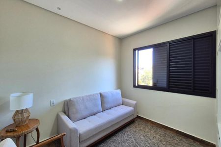 Casa de condomínio à venda com 350m², 4 quartos e 6 vagasQuarto 2 - Suíte