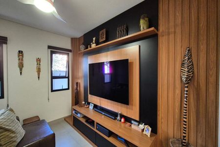 Casa de condomínio à venda com 350m², 4 quartos e 6 vagasSala