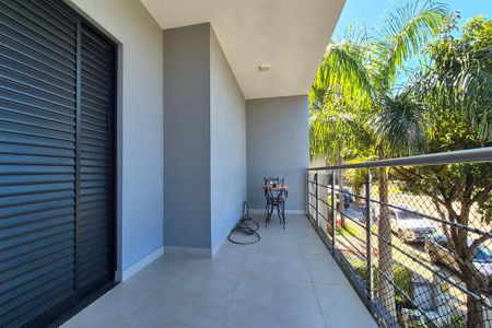 Varanda da Suíte 1 de casa de condomínio à venda com 4 quartos, 350m² em Swiss Park, Campinas