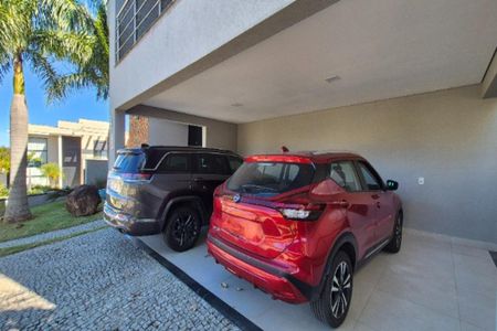 Casa de condomínio à venda com 350m², 4 quartos e 6 vagasGaragem 