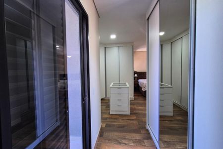 Casa de condomínio à venda com 350m², 4 quartos e 6 vagasCloset da Suíte 1